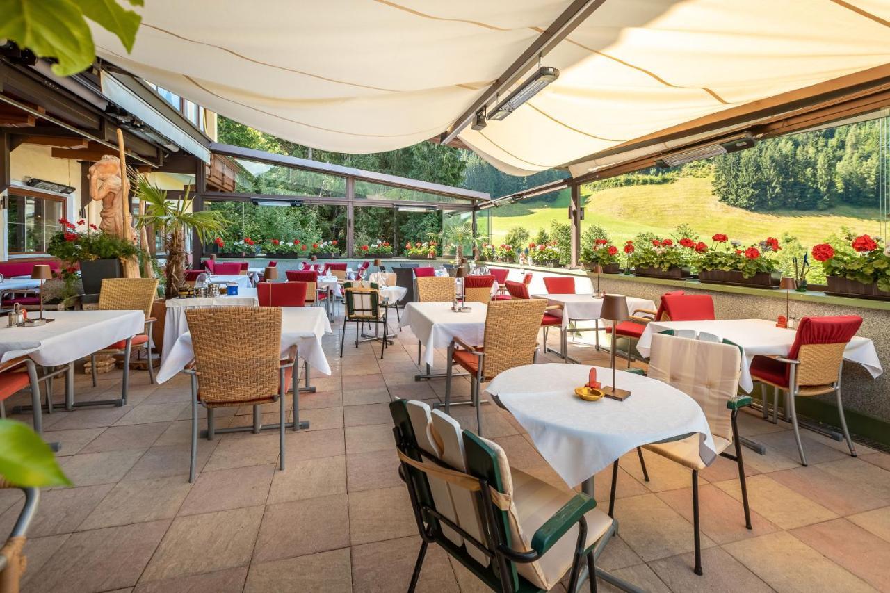 Hotel Laendenhof Superior Mayrhofen Exterior photo